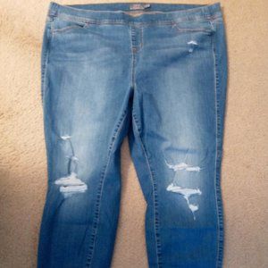Torrid Plus Size Lean Jean!